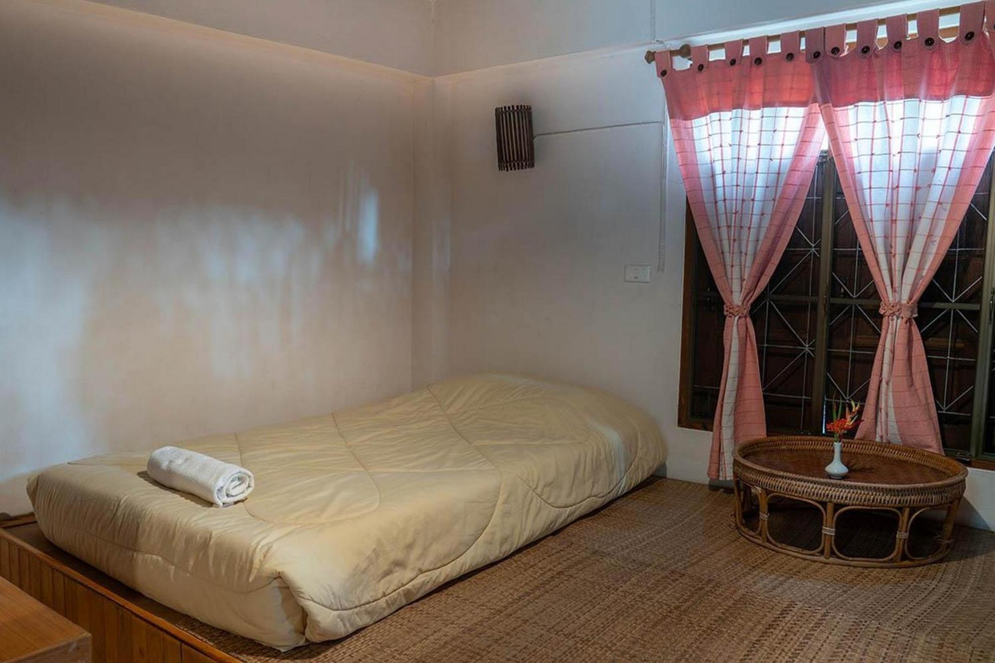 Bhupimarn Garden House Hotel Chom Thong Exterior photo